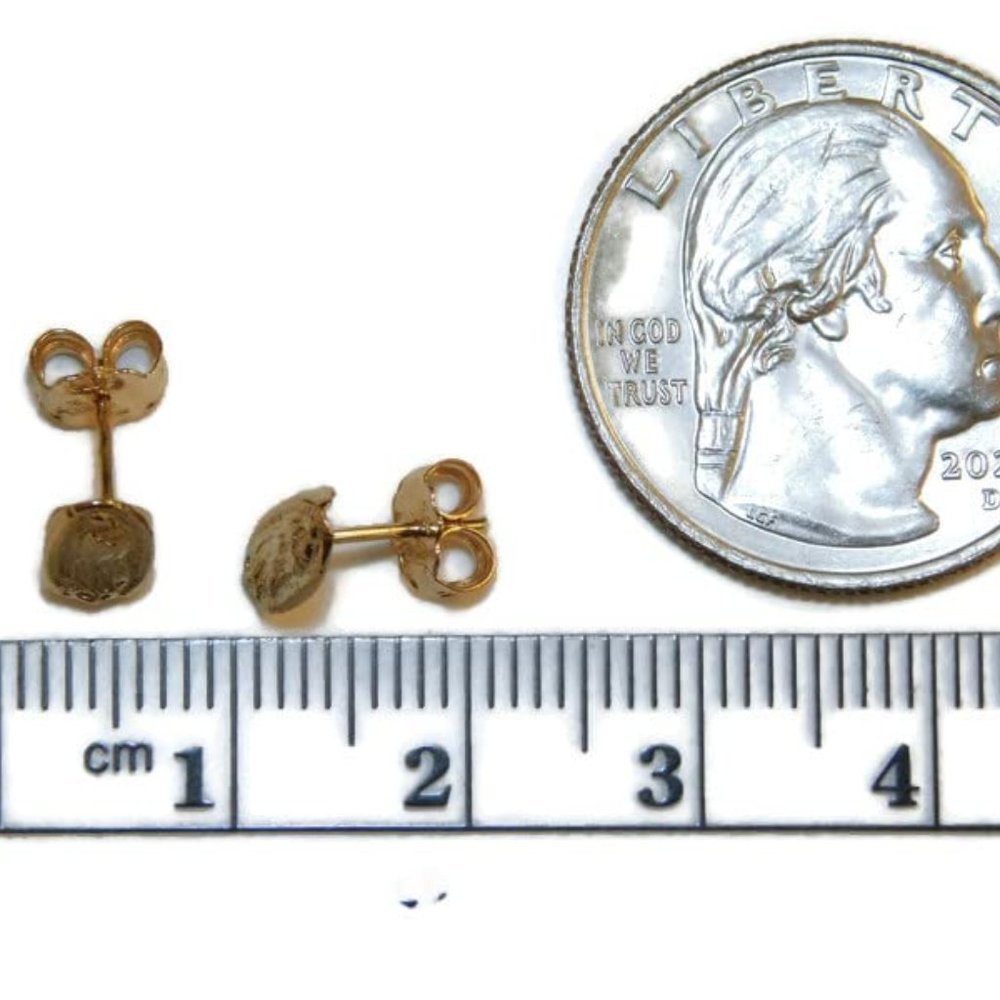 14k Yellow Gold Virgin Mary (Guadalupe) Earrings - Picture 4 of 4